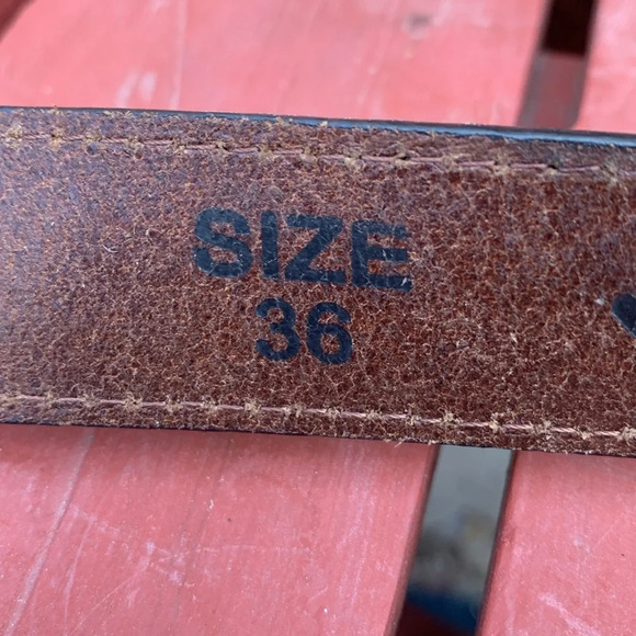 Columbia thick 100% leather men’s belt with silver coloured buckle size 36 - Picture 5 of 8